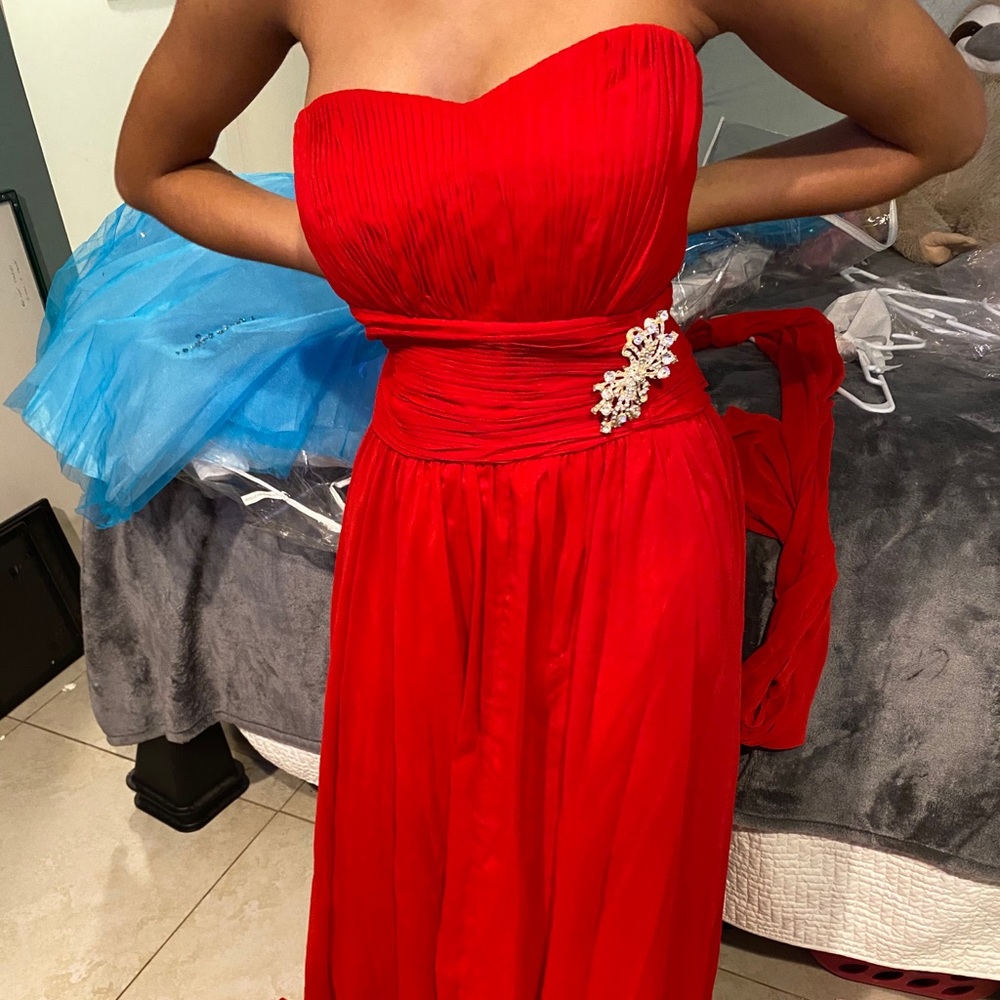 Aspeed dress strapless gown